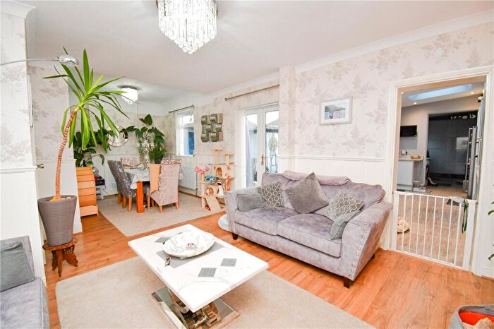 2 Bedroom Bungalow For Sale In Chapelhill Road, Moreton, Wirral, CH46