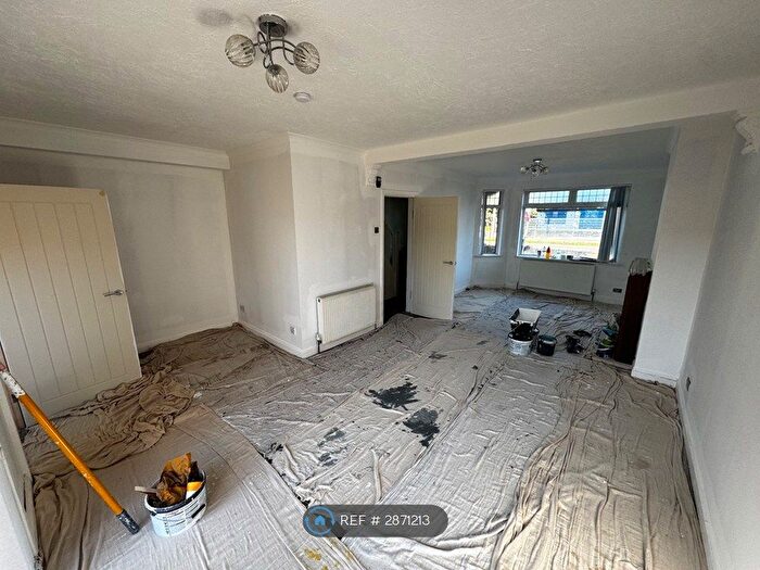 3 Bedroom Terraced House To Rent In Calvert Lane, Hull, HU4