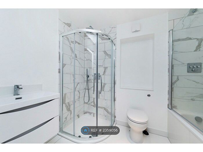 4 Bedroom Terraced House To Rent In Telferscot Road, Balham, SW12