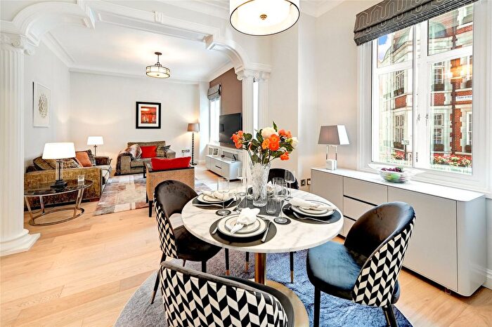 2 Bedroom Flat To Rent In Park Street, London, W1K