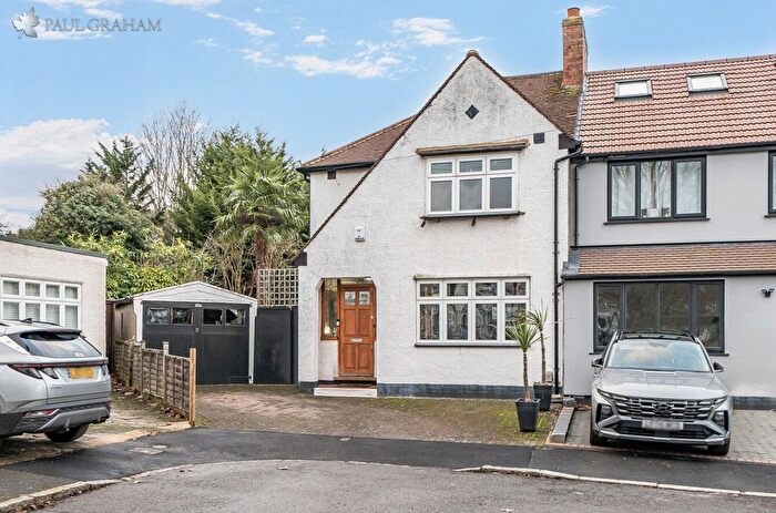 3 Bedroom End Terrace House For Sale In Stanley Square, Carshalton, SM5