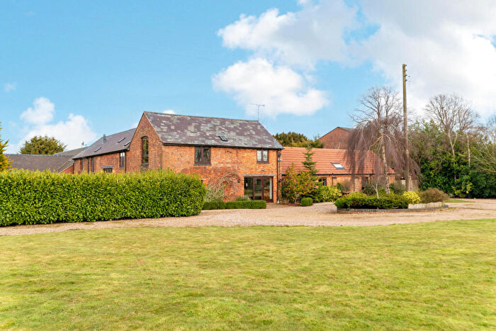 6 Bedroom Barn Conversion For Sale In Cawston, Rugby, Warwickshire, CV23