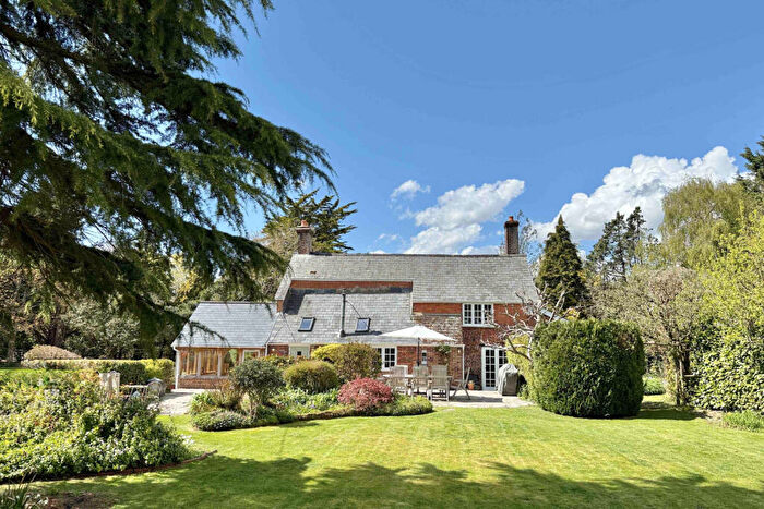 4 Bedroom Country House For Sale In Rockford, Ringwood, BH24