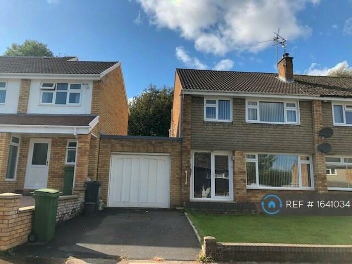3 Bedroom Semi-Detached House To Rent In Mountbatten Close, Cardiff, CF23