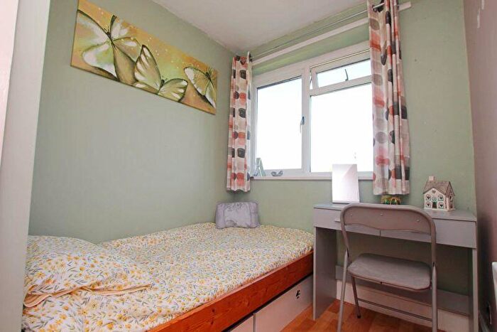 3 Bedroom End Of Terrace House For Sale In Abbots Way, Ulceby, DN39