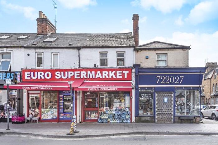 5 Bedroom Flat To Rent In Cowley Road, Oxford, OX4