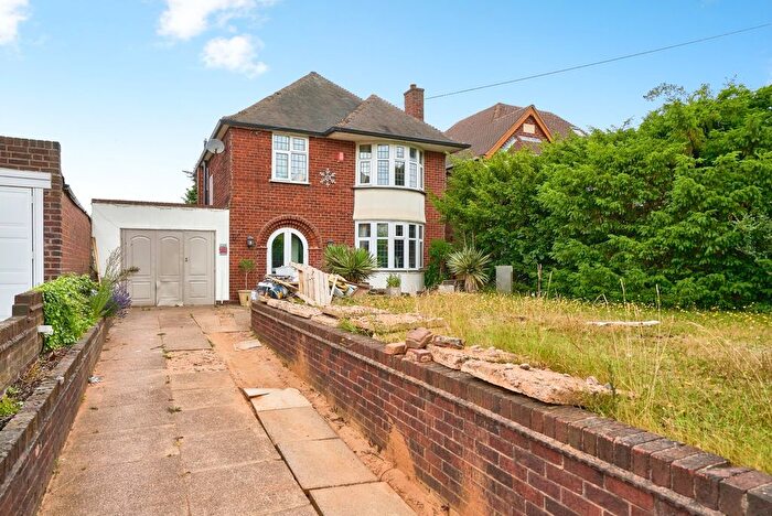 3 Bedroom Detached House For Sale In Lichfield Road, Walsall Wood, Walsall, West Midlands, WS9