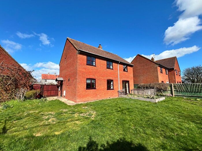 4 Bedroom Detached House For Sale In Downlands, Longcot, Faringdon, Oxfordshire, SN7