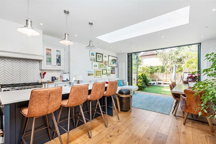 4 Bedroom Semi-Detached House To Rent In Graemesdyke Avenue, East Sheen, SW14