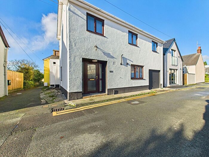 3 Bedroom Property For Sale In Nestor Square, Narberth, SA67