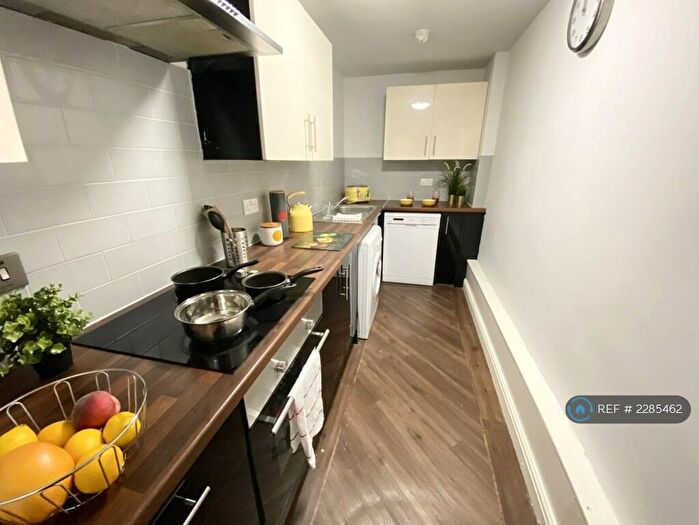 5 Bedroom Flat To Rent In City Centre, Liverpool, L3