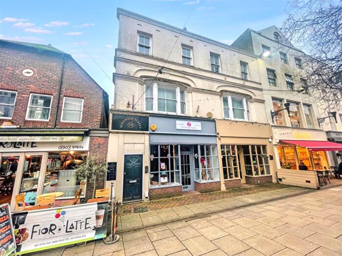 1 Bedroom Flat To Rent In Warwick Street, Worthing, BN11