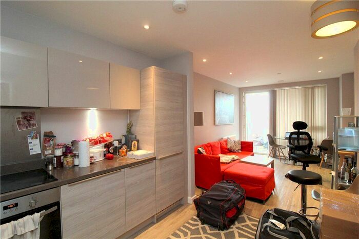 1 Bedroom Flat To Rent In Wandle Road, Croydon, CR0