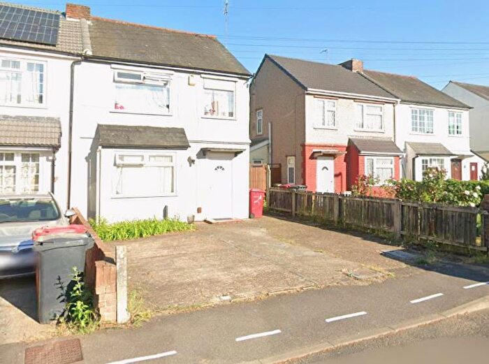 3 Bedroom Semi-Detached House For Sale In Slough, , Slough, Berkshire, SL2