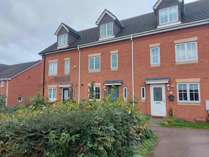 4 Bedroom Semi-Detached House To Rent In Moat Farm Close, Marston Moretaine, Bedford, MK43