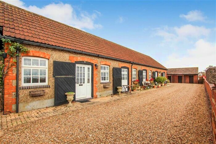 2 Bedroom Terraced House To Rent In Mentmore Court Howell Hill Close, Mentmore, Leighton Buzzard, LU7