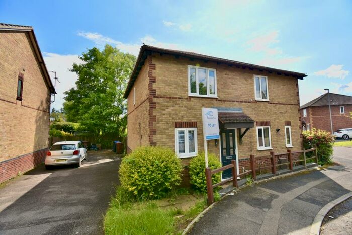 2 Bedroom Semi-Detached House To Rent In Longleat Court, Northampton, NN4