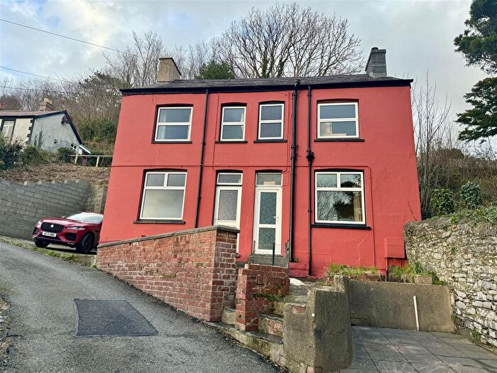 3 Bedroom Detached House For Sale In Penyfron Road, Llanbadarn Fawr, Aberystwyth, SY23