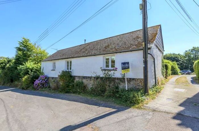 2 Bedroom Detached House For Sale In Sampford Courtenay, Okehampton, EX20