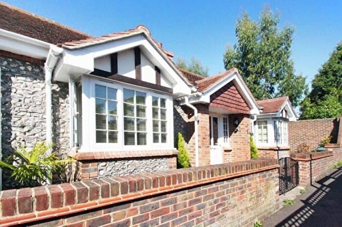 2 Bedroom Detached Bungalow To Rent In Water Lane, Angmering, Littlehampton, BN16