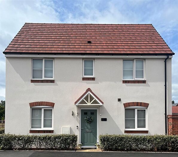 3 Bedroom Semi-Detached House For Sale In Duke Street, Kidderminster, DY10