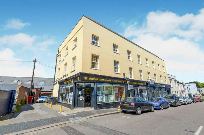 1 Bedroom Apartment To Rent In Verulam Road, AL3