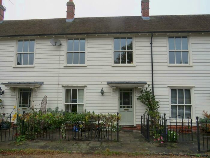 2 Bedroom Character Property To Rent In Queens Road, Hertford, SG14