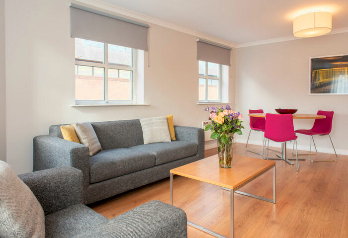 2 Bedroom Serviced Apartments To Rent In Premier Suite, Minster Court, Reading, Berkshire, RG1