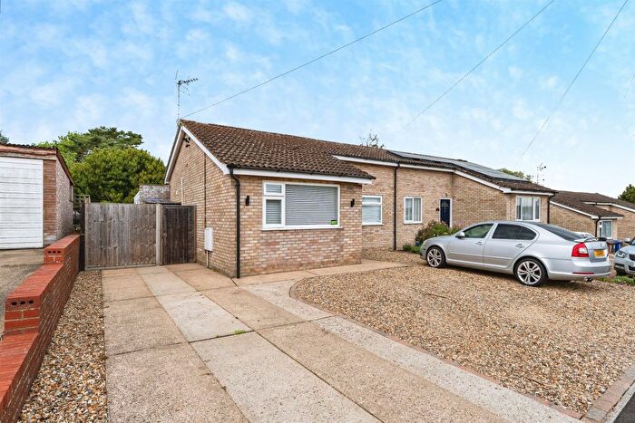 2 Bedroom Semi-Detached Bungalow For Sale In St. Benedicts Road, Brandon, IP27