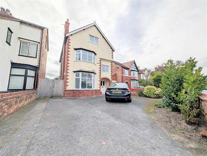 4 Bedroom Detached House To Rent In Golf Open - Carlisle Road, Birkdale - Sleeps, PR8