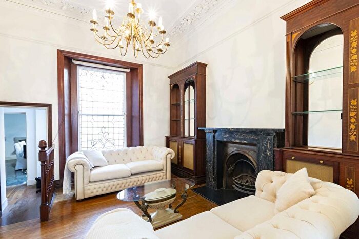1 Bedroom Flat To Rent In Belgrave Road, Pimlico, SW1V