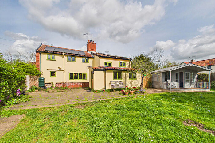 2 Bedroom Detached House For Sale In Blyford, Halesworth, IP19