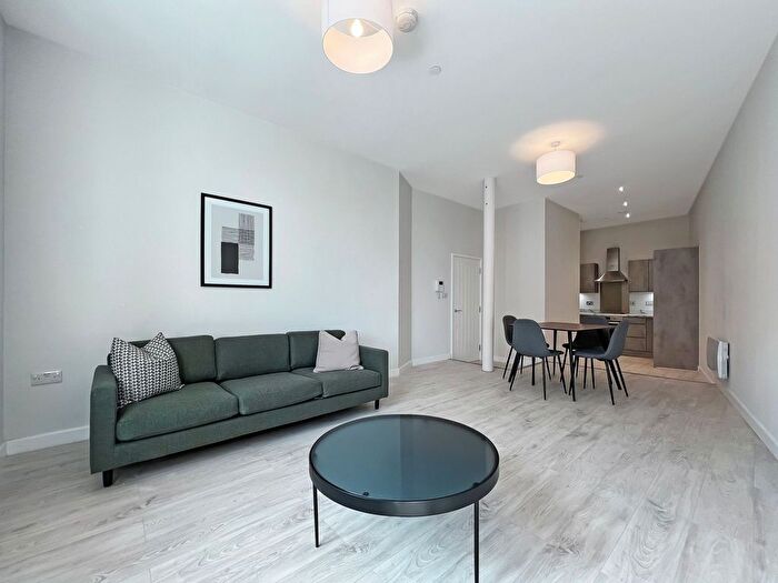 2 Bedroom Flat To Rent In Block E Victoria Riverside, Atkinson Street, Leeds City Centre, LS10