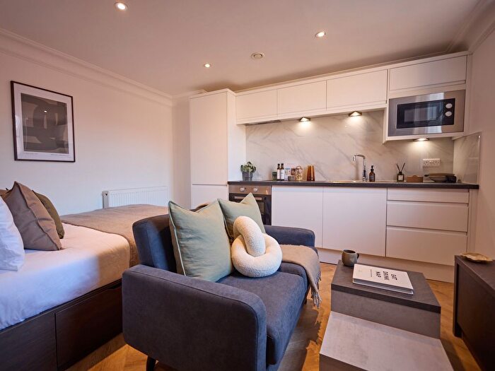 Studio To Rent In Apt, - Cookridge Street #, LS2