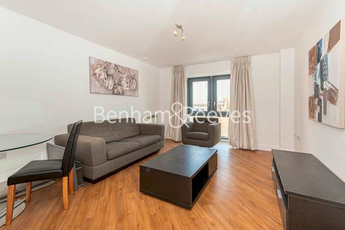 1 Bedroom Flat To Rent In Bronnley Court, Acton, W3