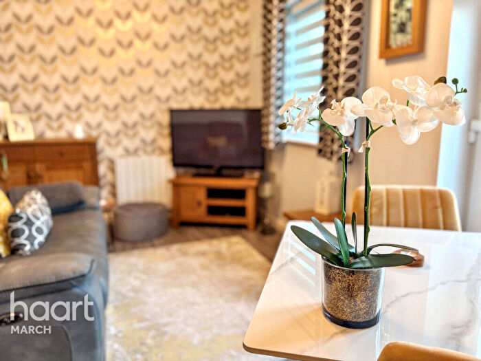 2 Bedroom Apartment For Sale In Heron Way, Benwick, PE15