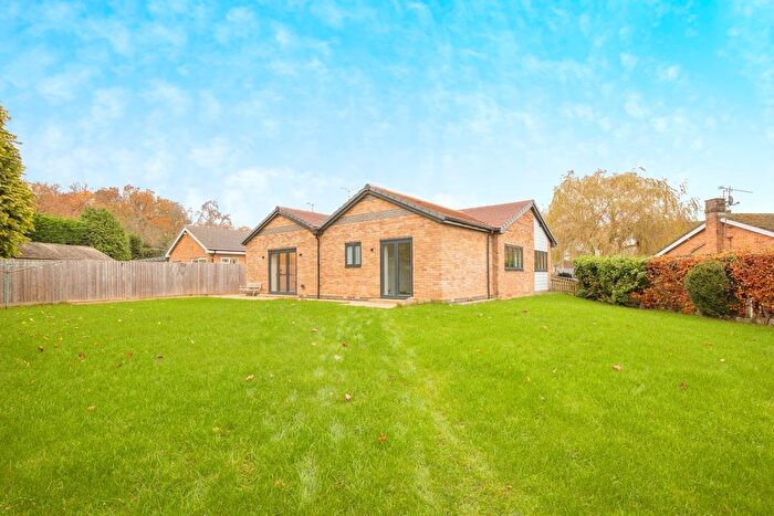 4 Bedroom Detached Bungalow For Sale In Hill Bottom Close, Whitchurch Hill, Reading, RG8