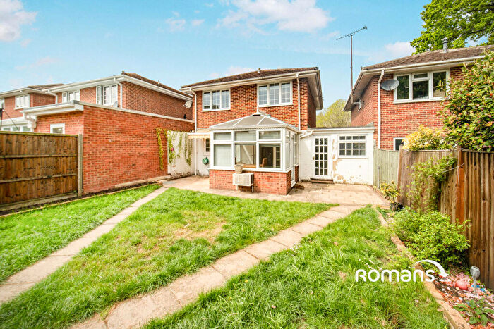 4 Bedroom Detached House To Rent In Woosehill Lane, Wokingham, RG41