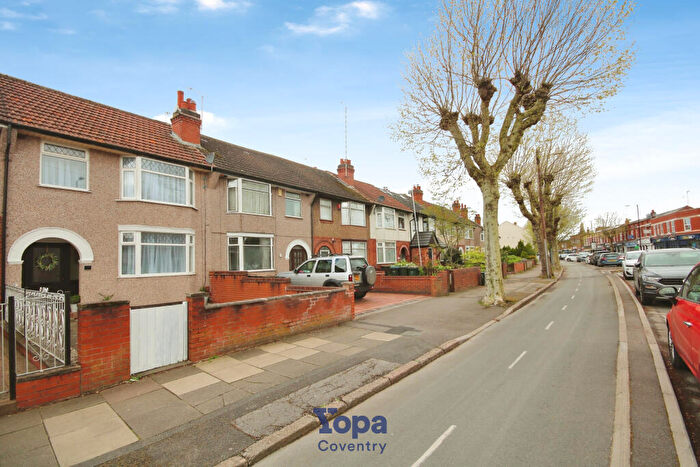 3 Bedroom Terraced House For Sale In Barkers Butts Lane, Coventry, CV6
