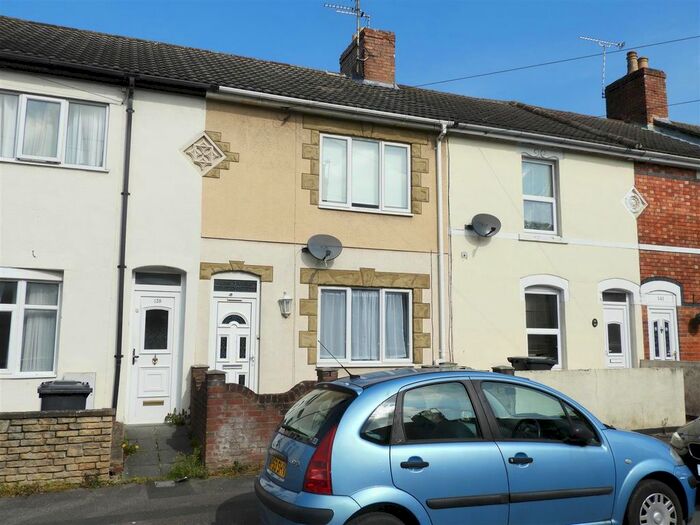 2 Bedroom Terraced House To Rent In Redcliffe Street, Swindon, SN2