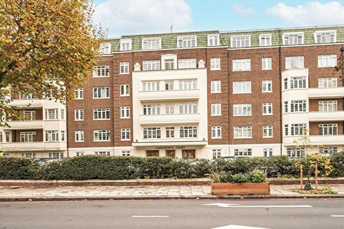 2 Bedroom Flat For Sale In Pembroke Road, Kensington, W8