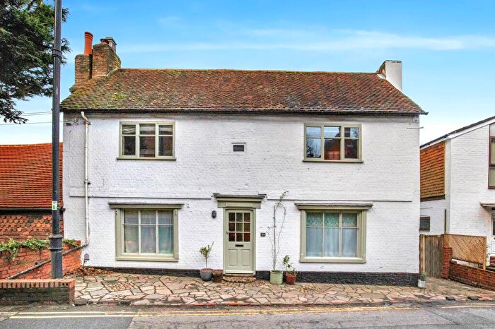 5 Bedroom House For Sale In Lower Street, Haslemere, GU27