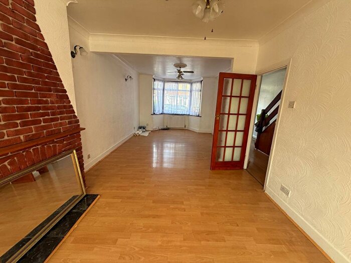 3 Bedroom Terraced House To Rent In Wellington Road, London, E6