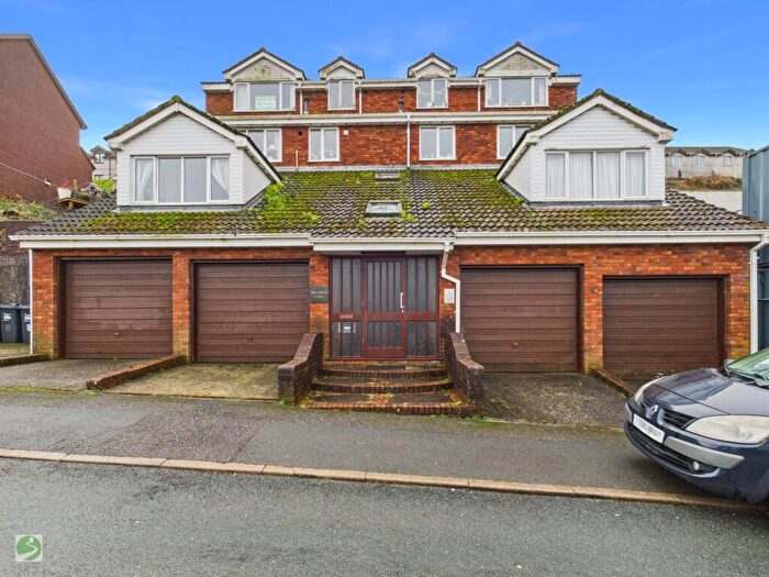 2 Bedroom Apartment For Sale In Goonwartha Road, West Looe, PL13