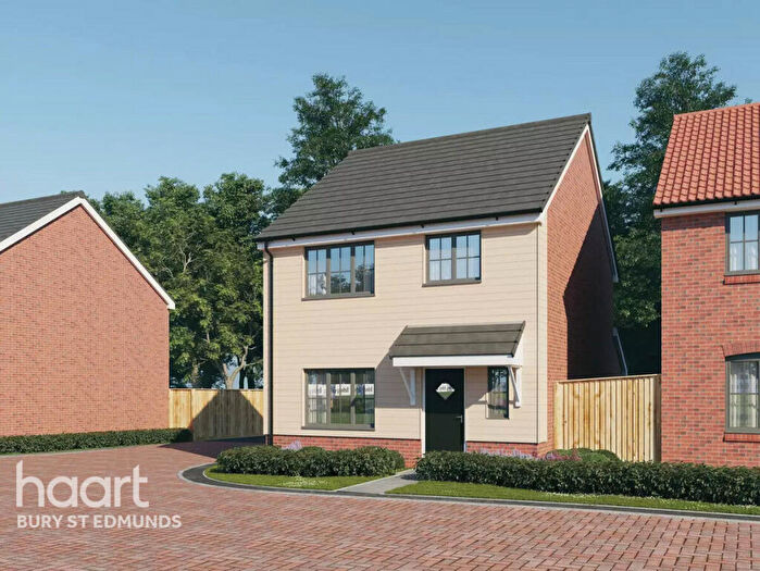 3 Bedroom Semi Detached House For Sale In The Ferns, Kennett, CB8