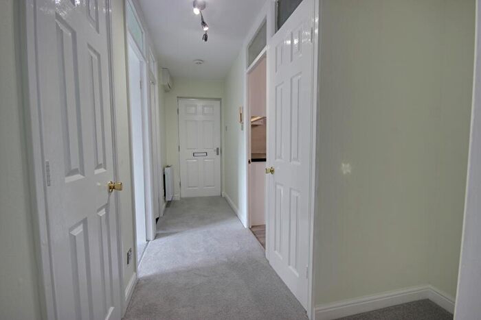 2 Bedroom Apartment To Rent In Old Manor Lawns, Long Lane, Beverley, HU17