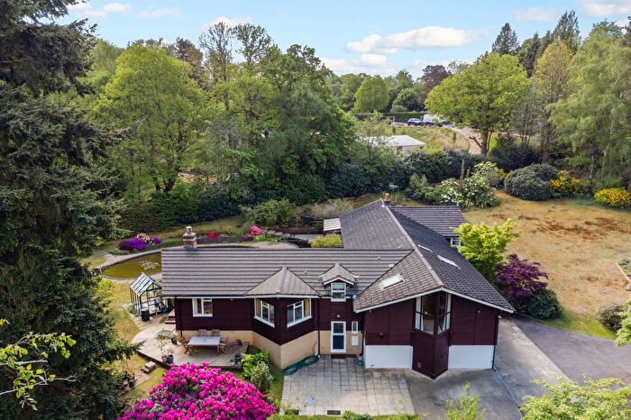 4 Bedroom Detached House For Sale In Farther Common Lane, Hill Brow, GU33