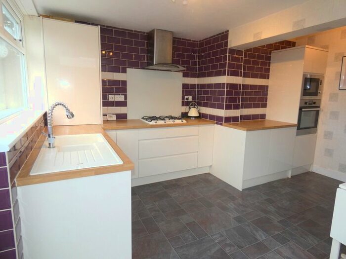 2 Bedroom Bungalow To Rent In Columbia Avenue, Mansfield, NG18