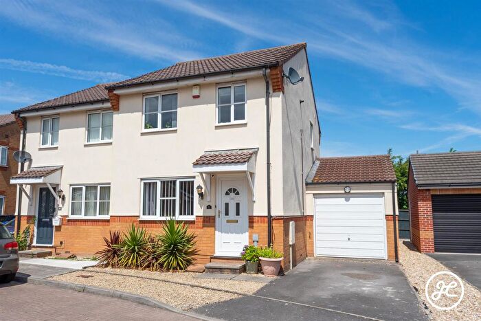 3 Bedroom Semi-Detached House For Sale In Teak Close, Bridgwater, TA6