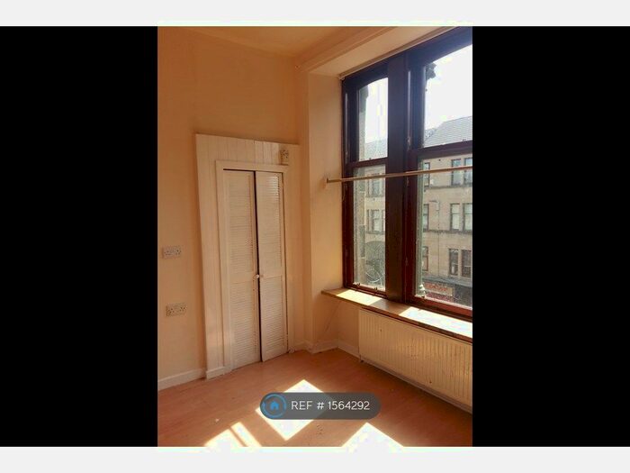 2 Bedroom Flat To Rent In Broomlands Street, Paisley, PA1